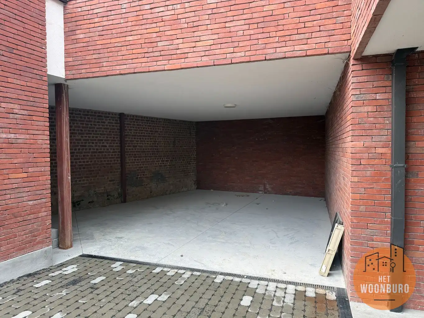 Nieuwbouw appartement met 2 slpks, terras en autostaanplaats foto 17