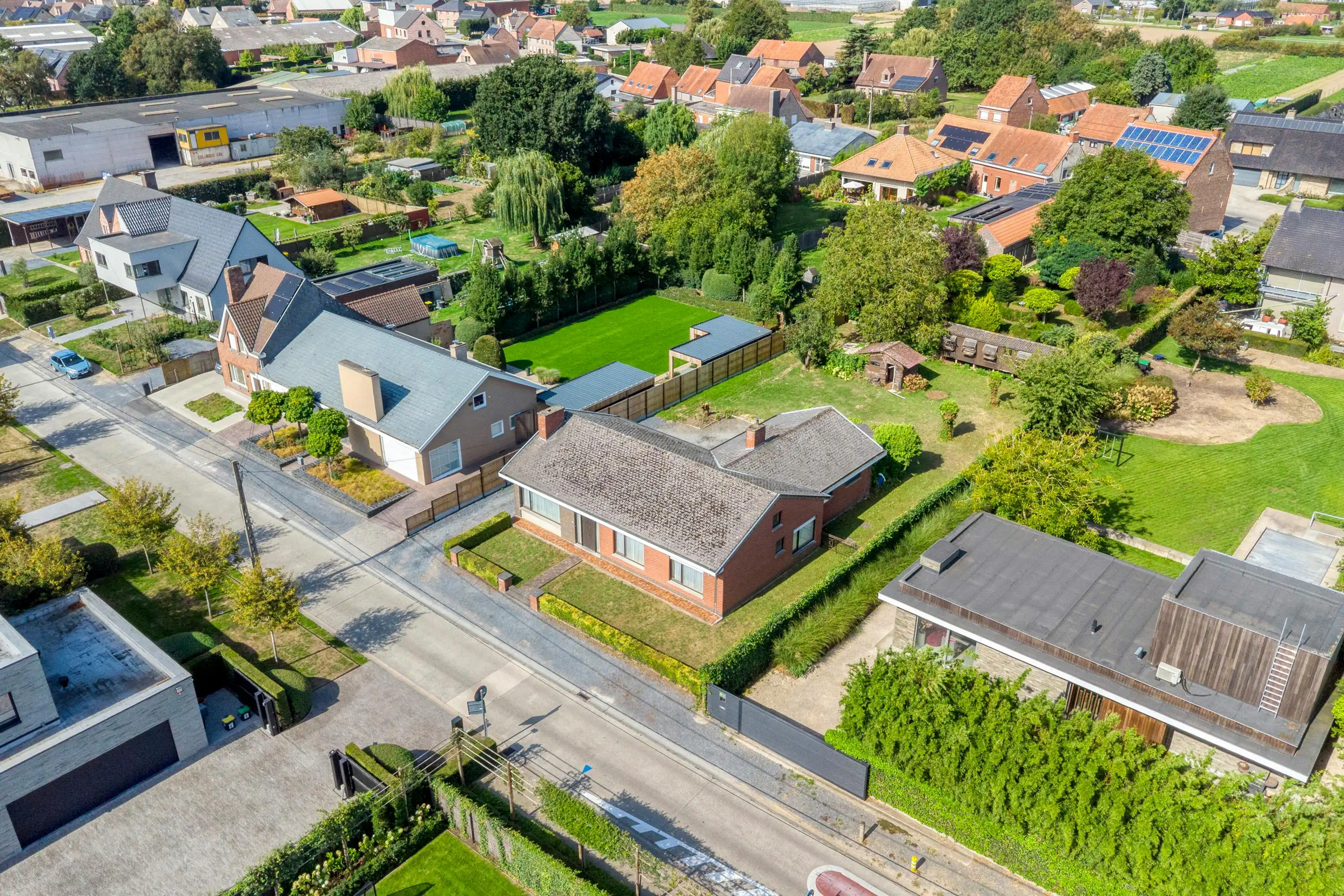 Alleenstaand huis op prachtig stuk grond van 1.037m² in Dentergem foto 17