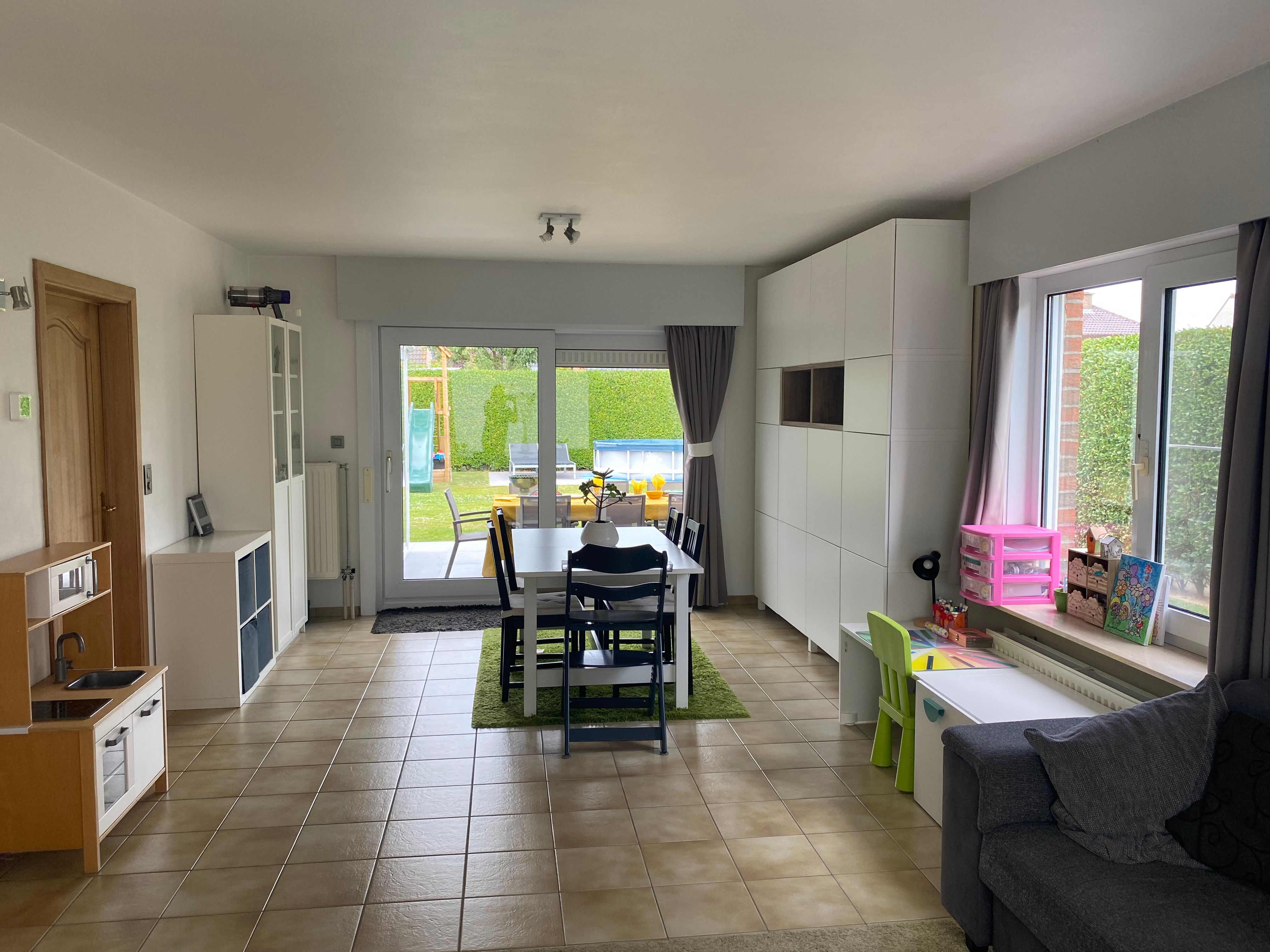 Instapklare gezinswoning met tuin op een toplocatie in Deinze foto 5