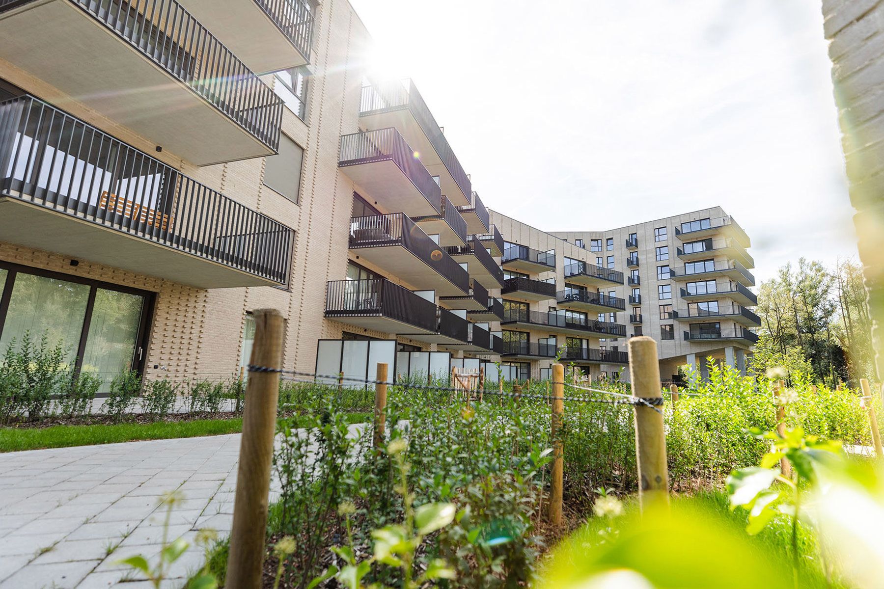 Volledig afgewerkt nieuwbouwappartement te koop! foto 4