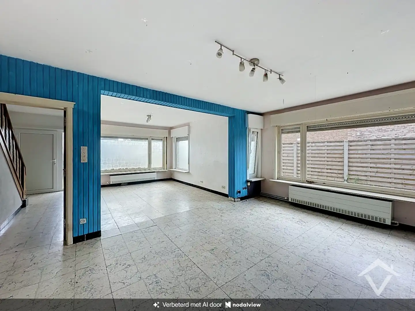 Ruime gezinswoning op perceel van 1126 m²  - tal van mogelijkheden! foto 5