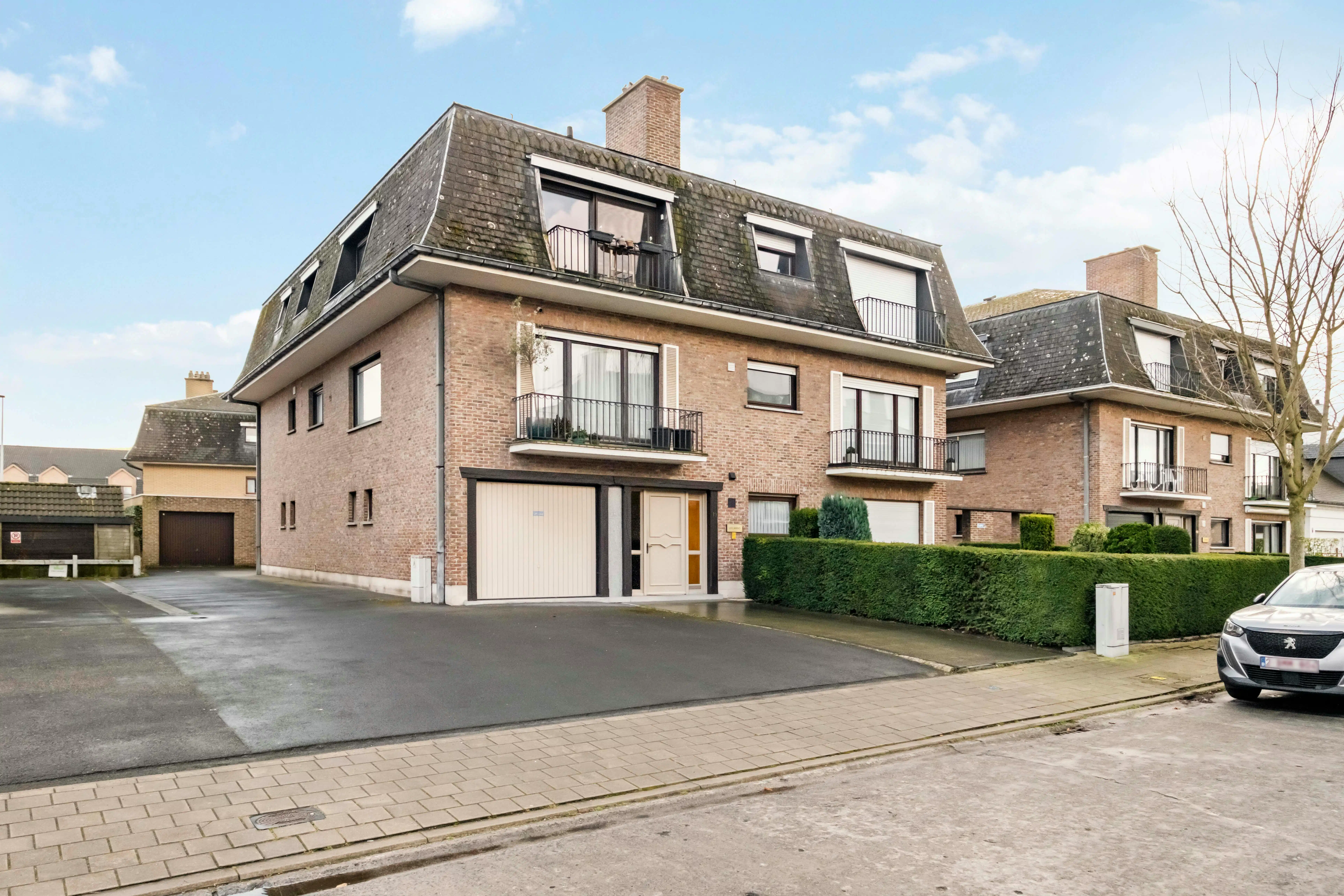  Ruim, instapklaar appartement te koop in Harelbeke foto 9
