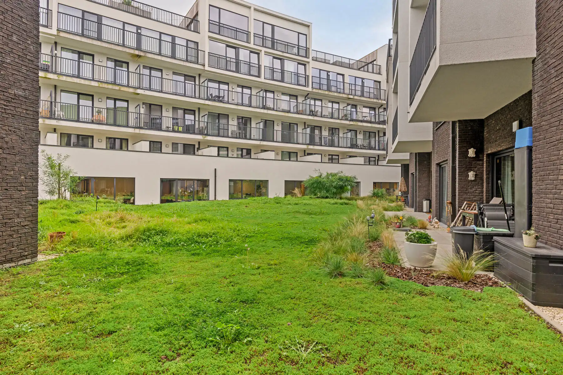 Moderne, nieuwe assistentiewoningen Parkrand foto 30