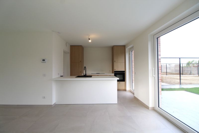 Nieuwbouwwoning te huur in Zonnebeke foto 4