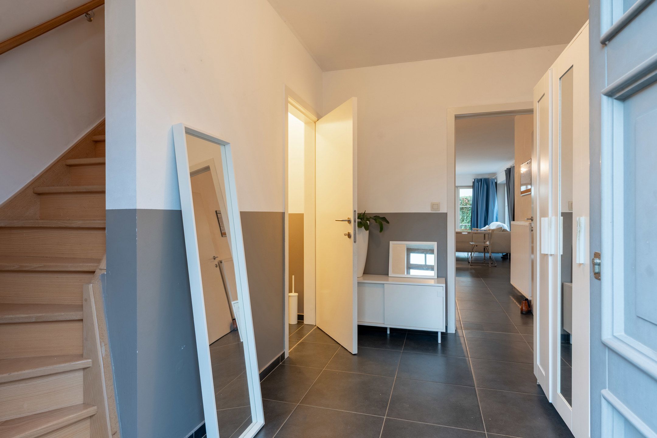 Recente energiezuinige gezinswoning te centrum Vosselaar! foto 3