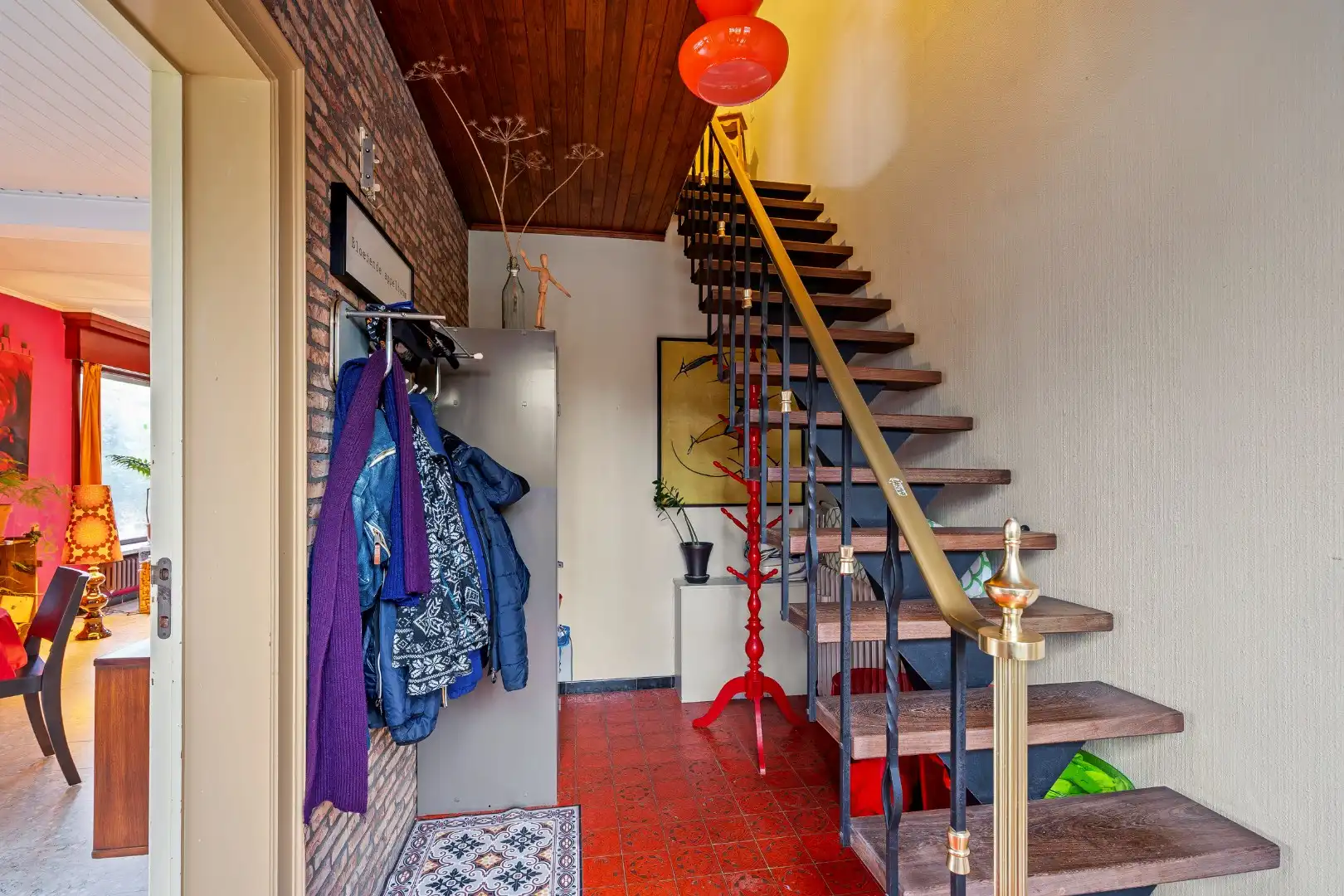 Ruime halfopen woning met 3 slaapkamers en zuidgerichte tuin in Roeselare foto 9