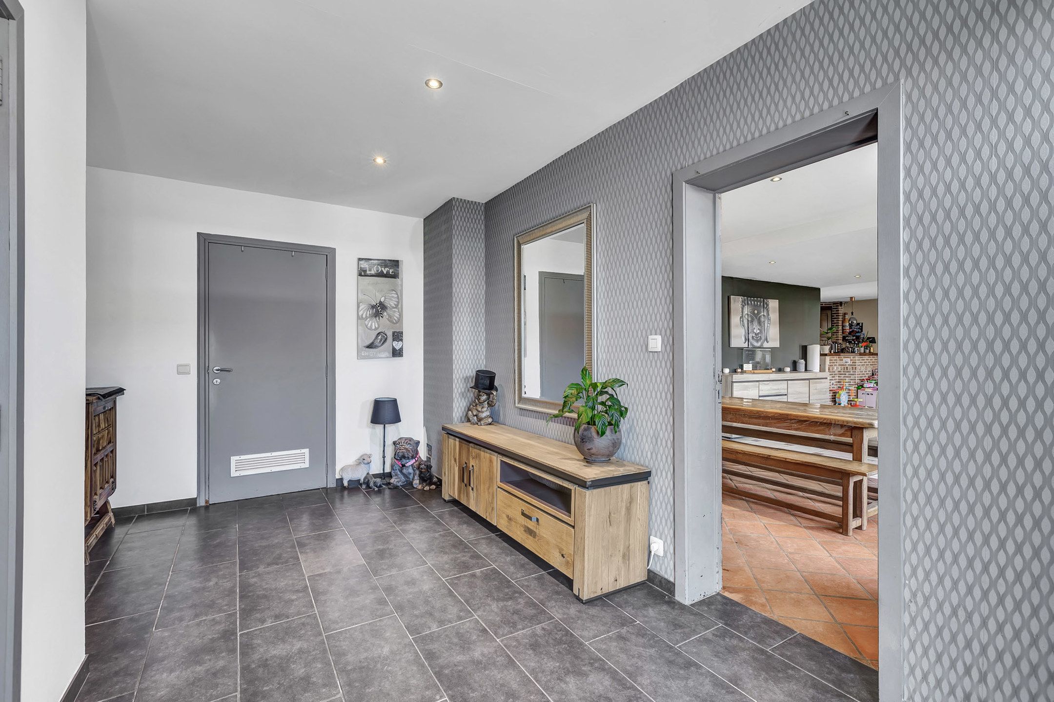 Ruime landelijke villa met 7 slaapkamers en prachtig tuin foto 2