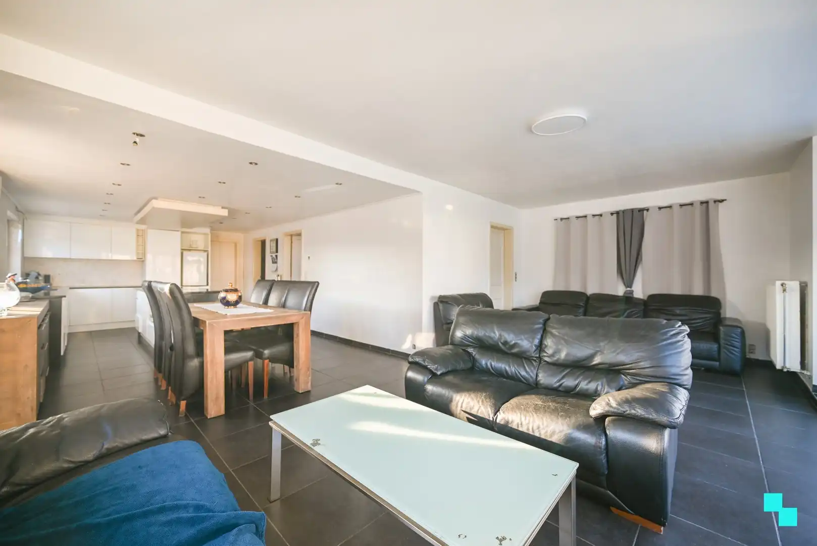 Vrijstaande woning op een afgelegen weg in Desselgem! foto 11