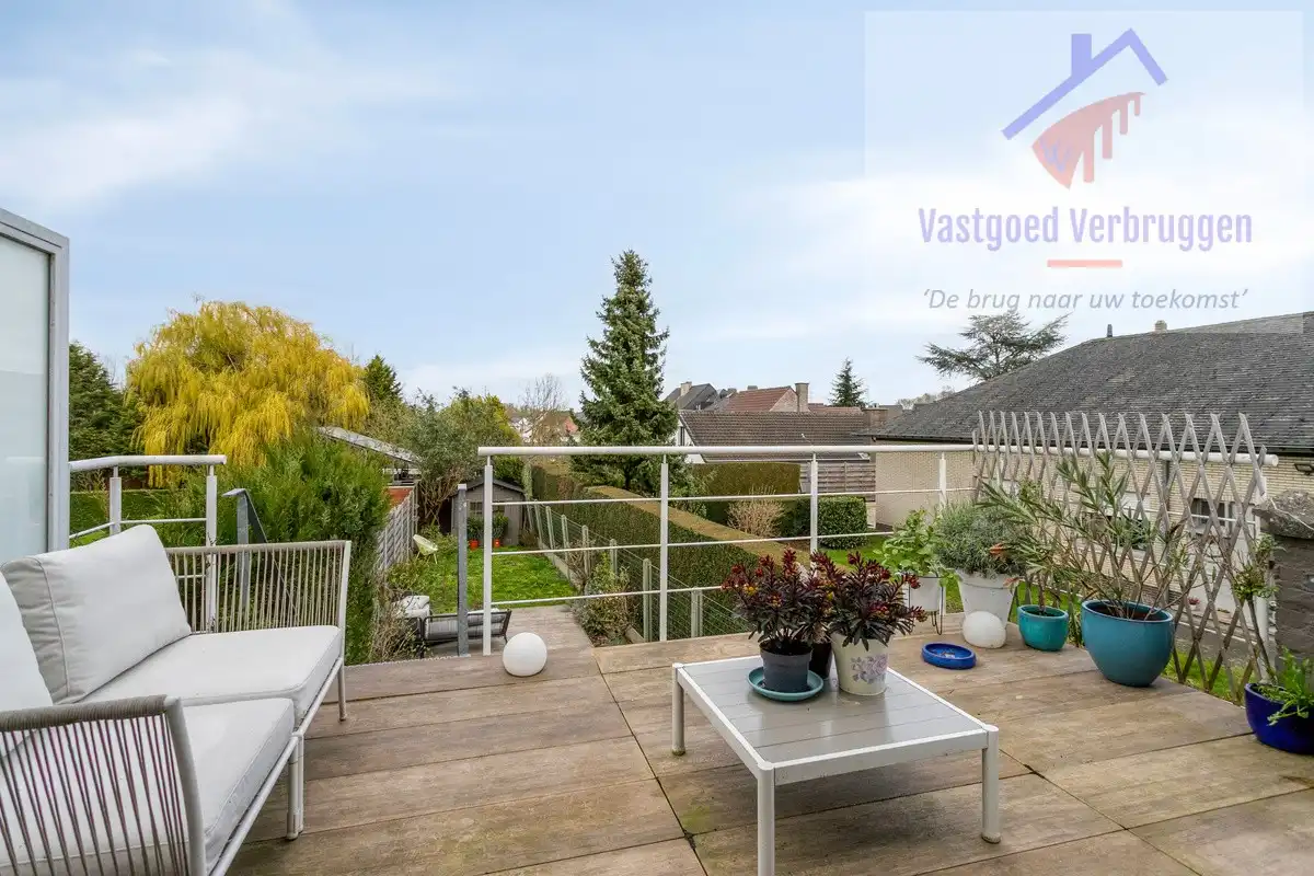 Goed gelegen instapklare stijlvolle woning foto 6