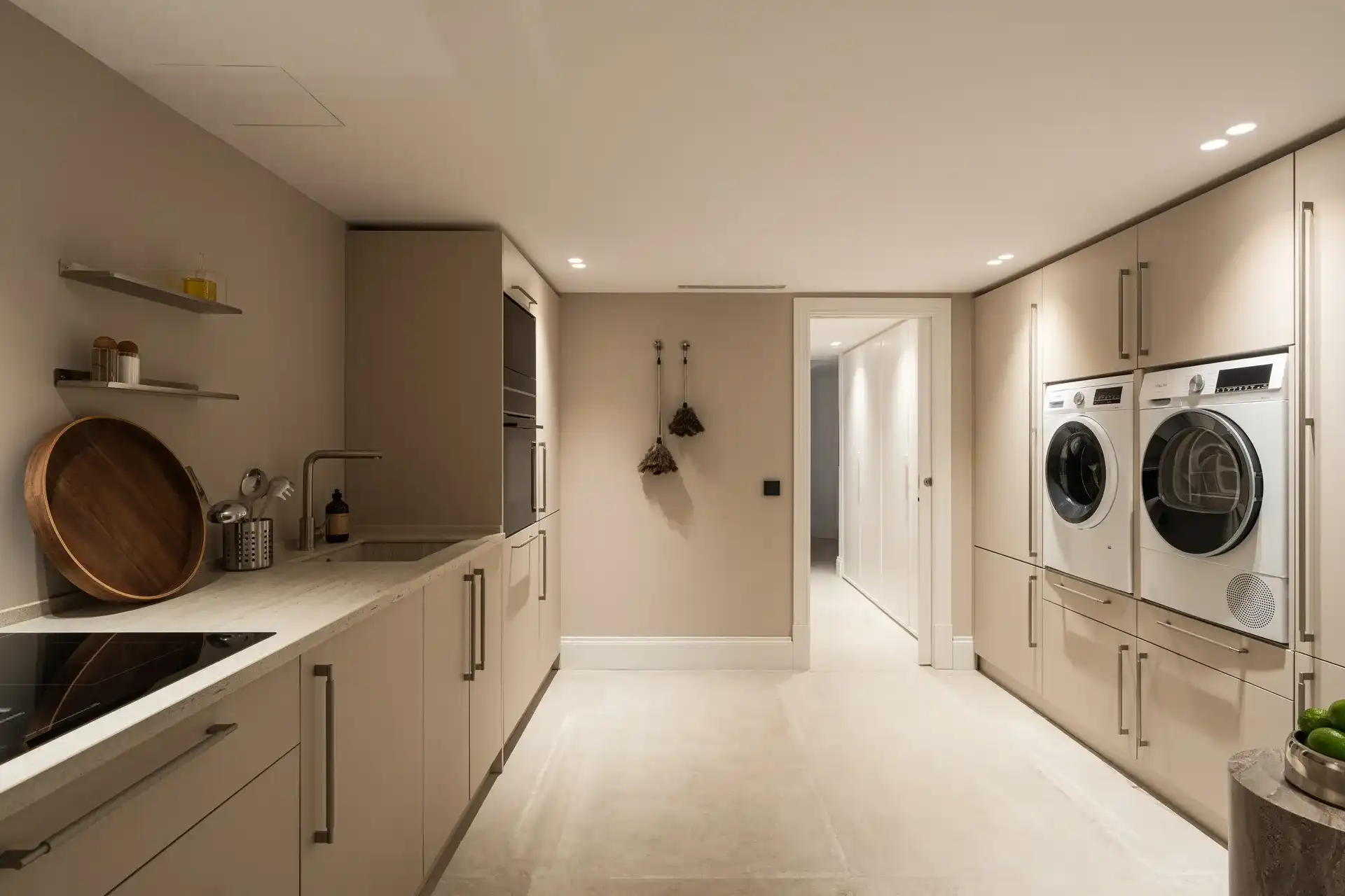 Architecturale topvilla met wellness en zeezicht in het exclusieve La Quinta foto 24