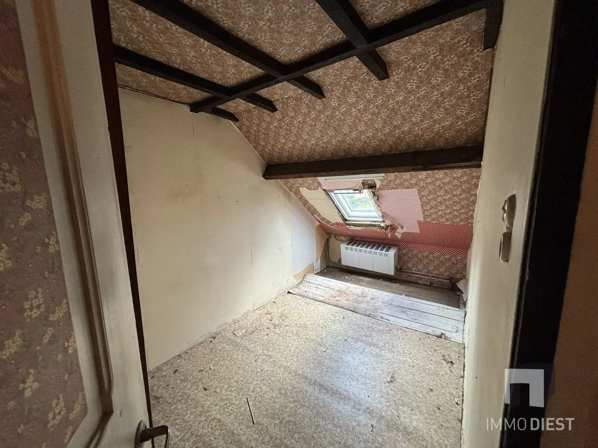Ruime kluswoning met 3 slaapkamers, garage en tuin foto 29