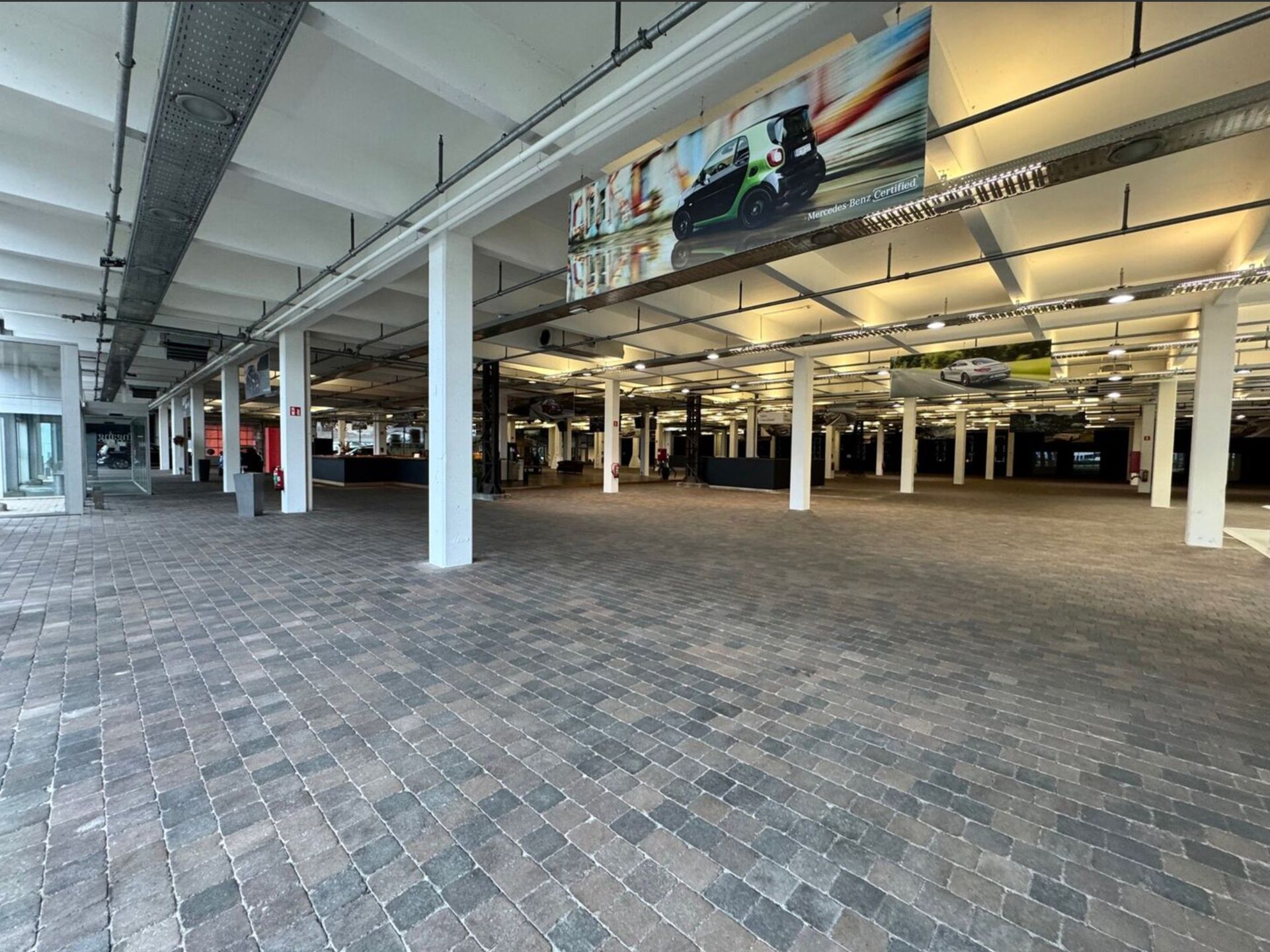 Bedrijfsvastgoed te huur foto 2