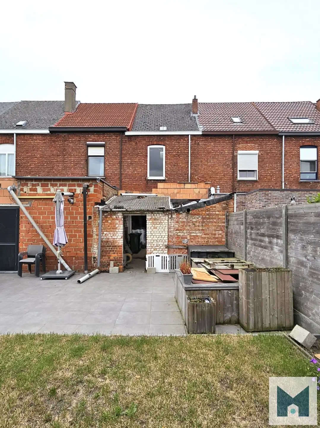 Renovatieproject met veel potentieel te Aalst! foto 7