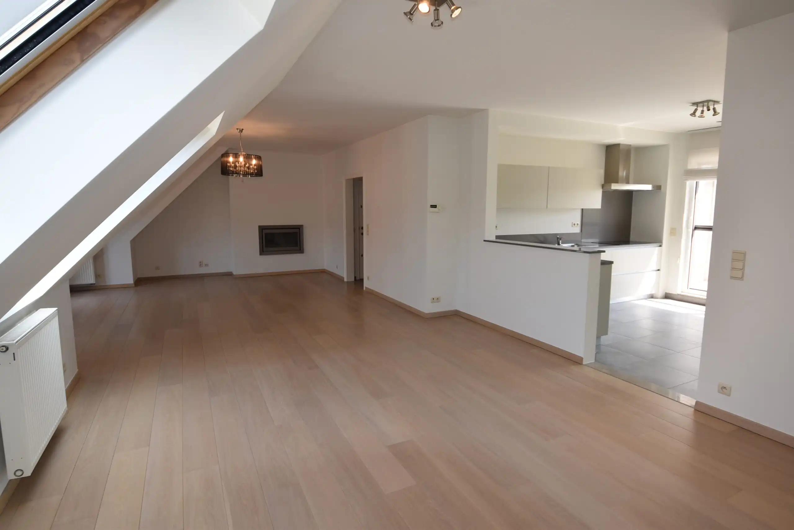 Duplexappartement – Centrum Beveren – Ruimtelijk, luxe en instapklaar foto 5