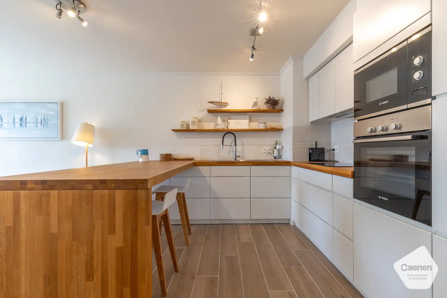 Volledig gerenoveerd appartement met 1 slaapkamer en mooi zicht foto 6