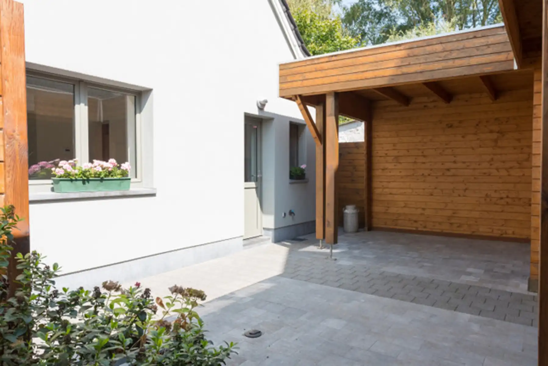 Een volledig gerenoveerde driegevelwoning met garage... foto 7
