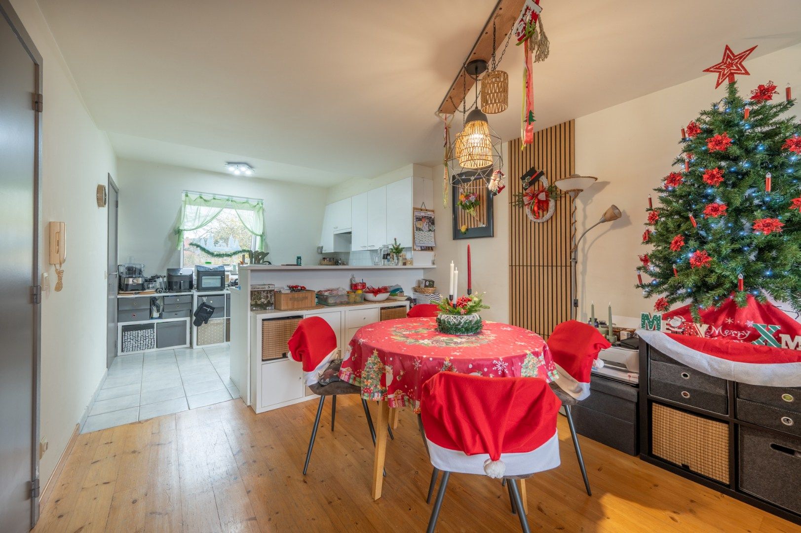 Appartement op goede ligging te Sint-Andries foto 4