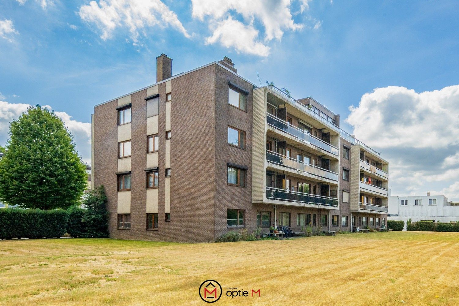 Lichtrijk appartement inclusief autostandplaats met zicht op groen foto 19