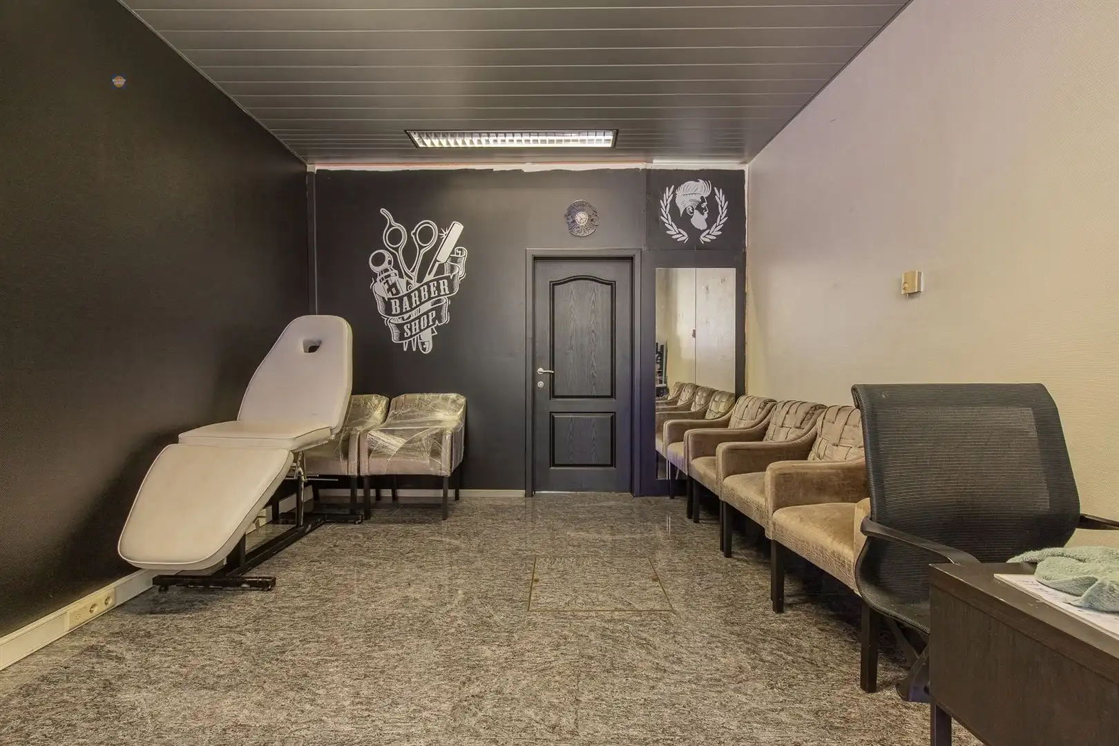 Opbrengsteigendom met handelsruimte en verhuurd duplex appartement in het centrum van Willebroek foto 5