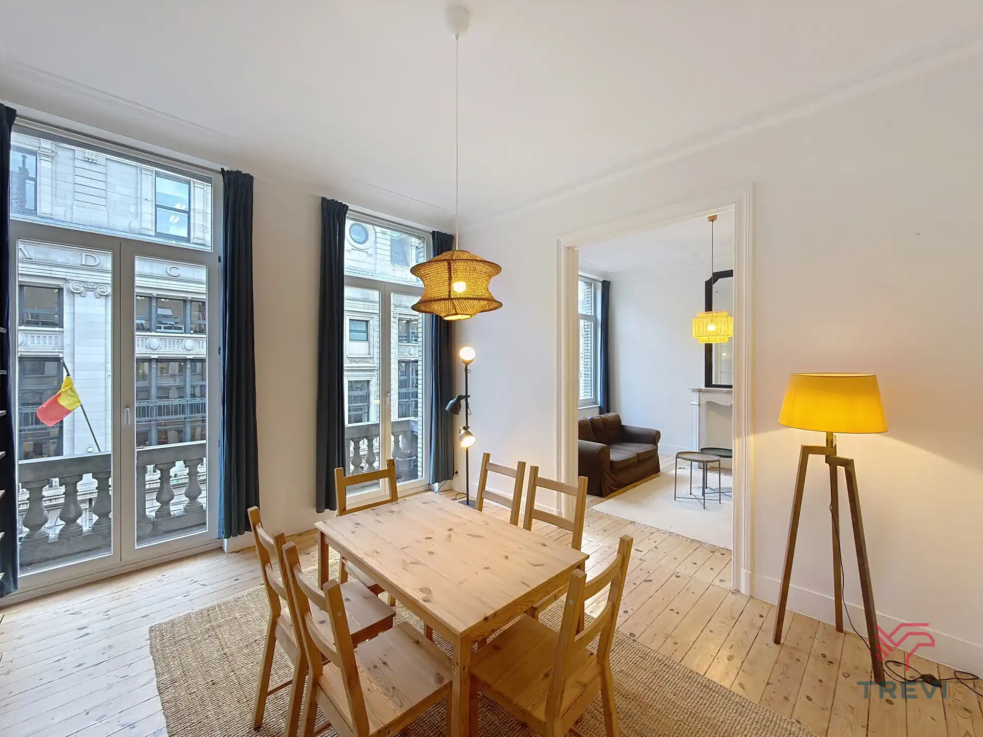 Gemeubileerd appartement met 2 slaapkamers in het centrum van Brussel!   foto 12