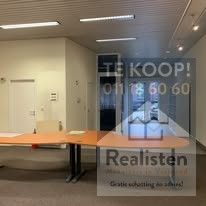 Actueel verhuurd - goed gelegen handelsgelijkvloers foto 6