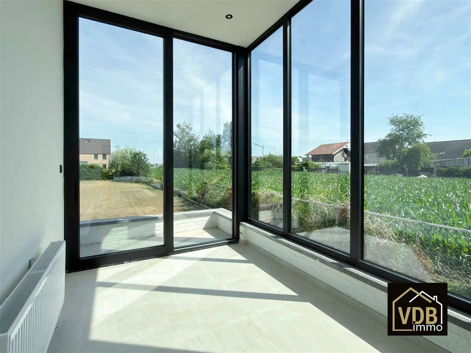 Een knus gerenoveerde woning met 3 slaapkamers en tuin foto 26