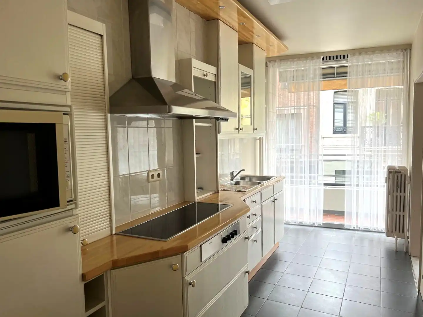 Appartement te Diest, 2 slpks, terras foto 6