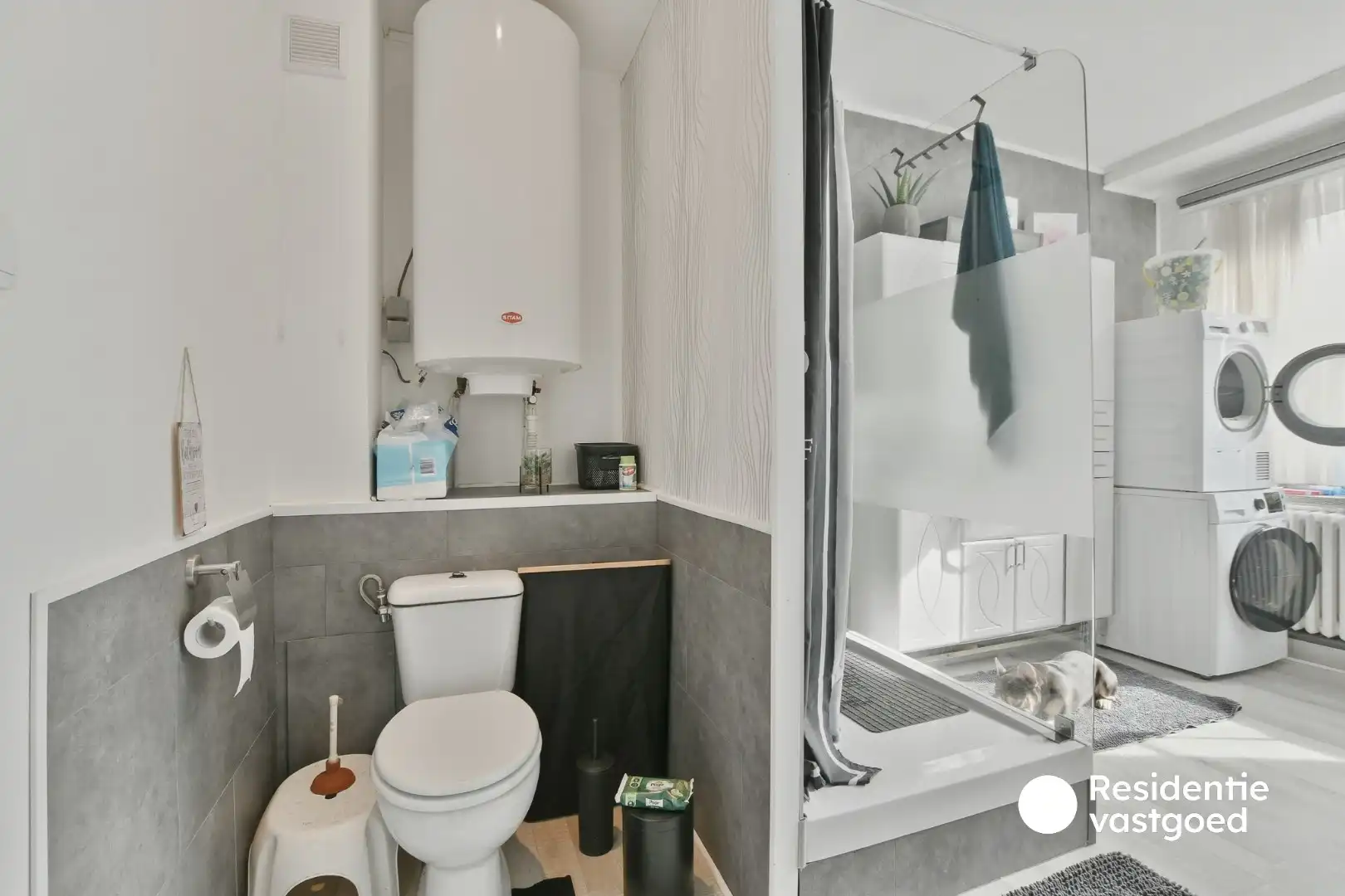 Ruim driekamerappartement op toplocatie nabij Grote Markt en strand foto 10