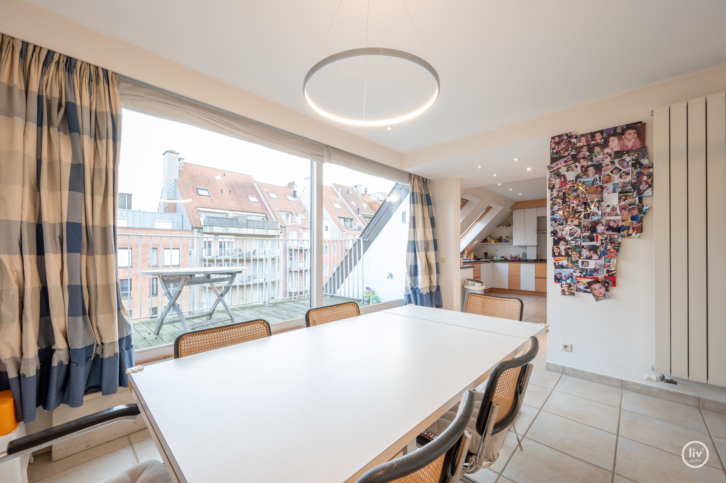 Ruim en zonnig dakappartement (227 m2) met ca. 33m² terrassen gelegen in het centrum van Knokke, op wandelafstand van de Zeedijk en het Rubensplein.  foto 9