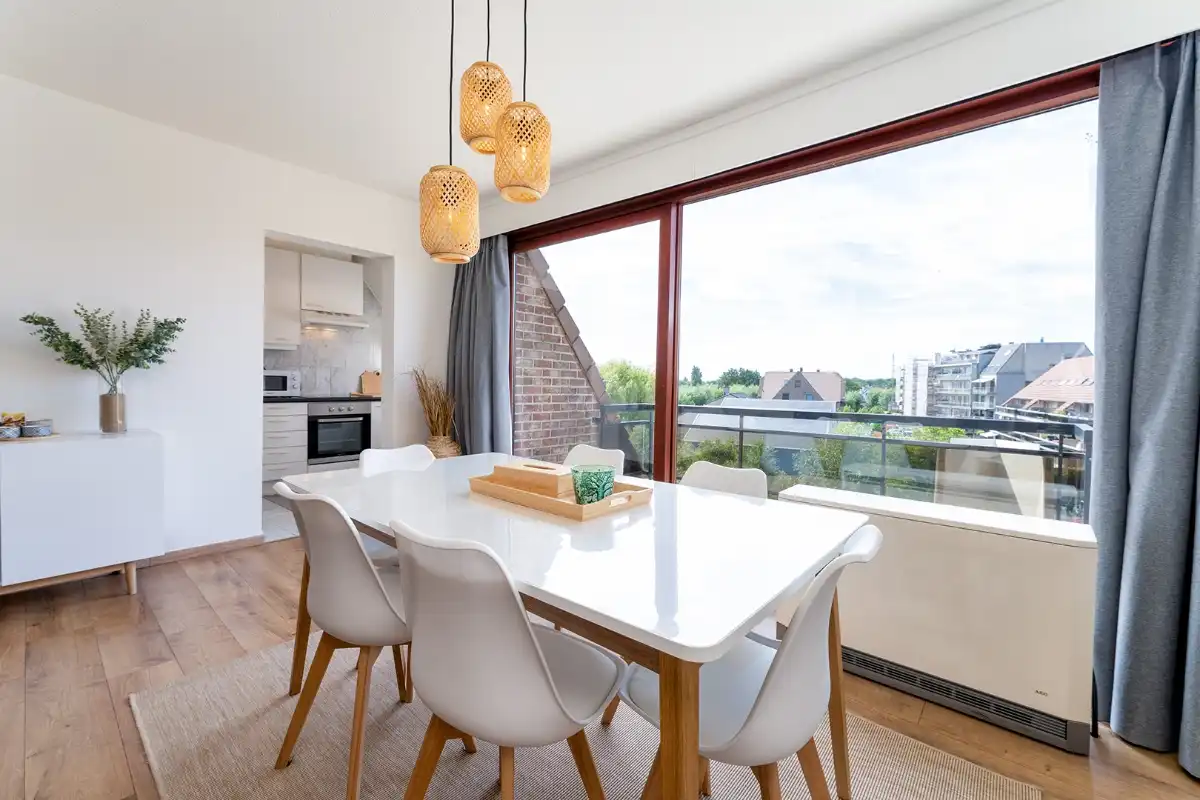 Zonnig appartement met 3 slaapkamers nabij het centrum foto 6