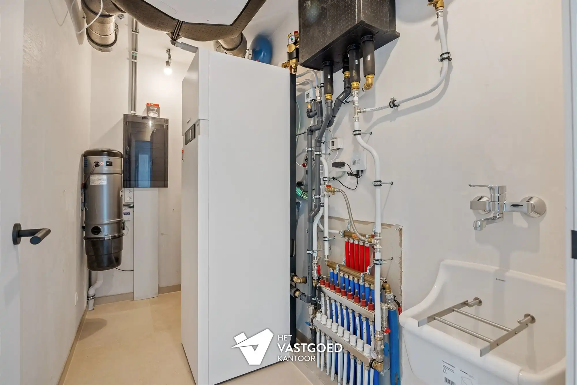 ROYAAL APPARTEMENT MET GROOT TERRAS OP DE DERDE VERDIEPING foto 18