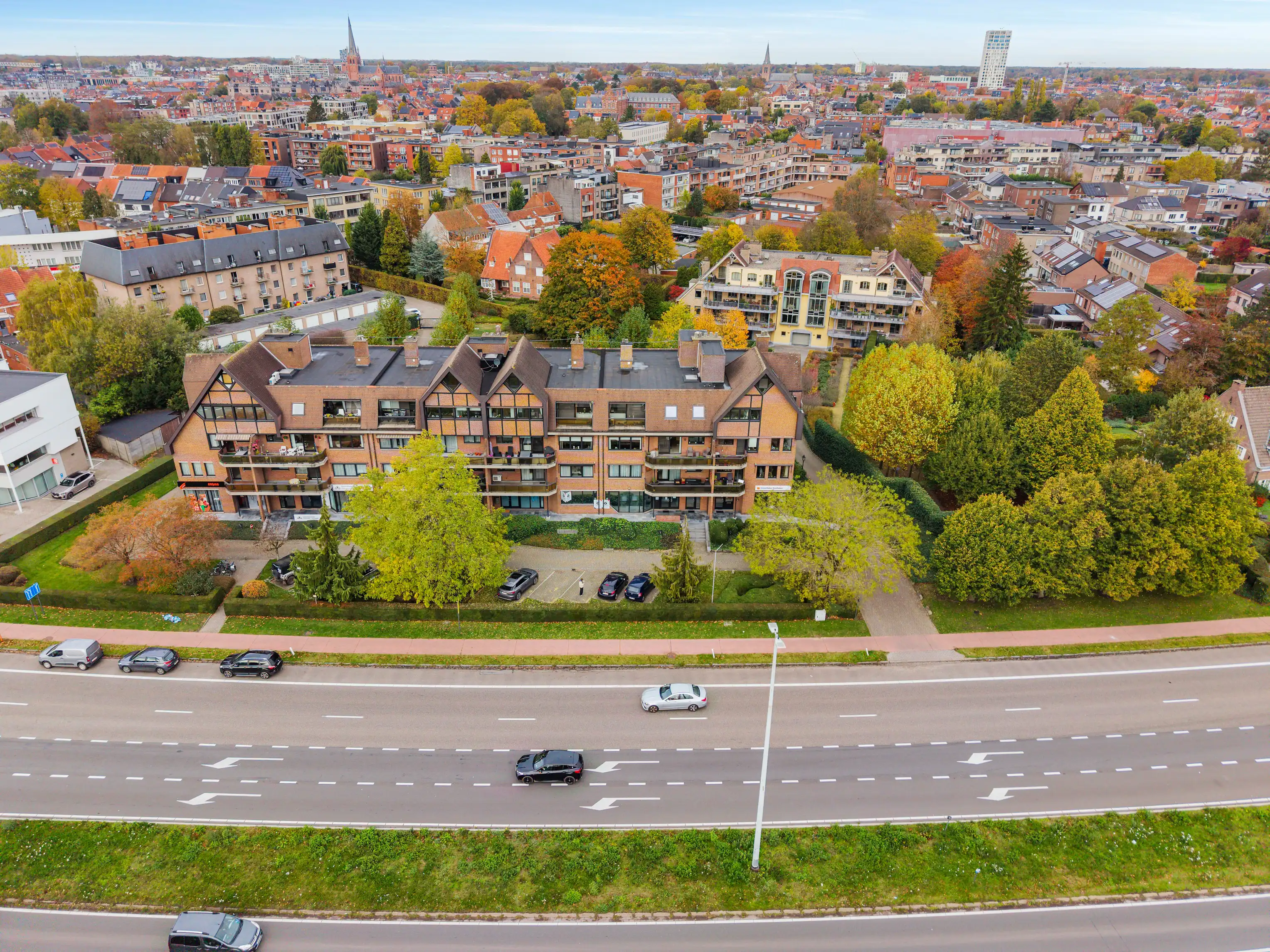 Veelzijdige commerciële gelijkvloers van ca. 500 m² foto 8