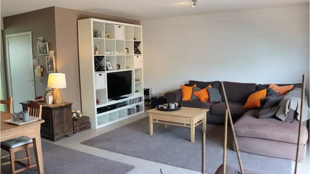 Ruime 3-slaapkamerduplex met Autostandplaats te huur in Zedelgem foto 2