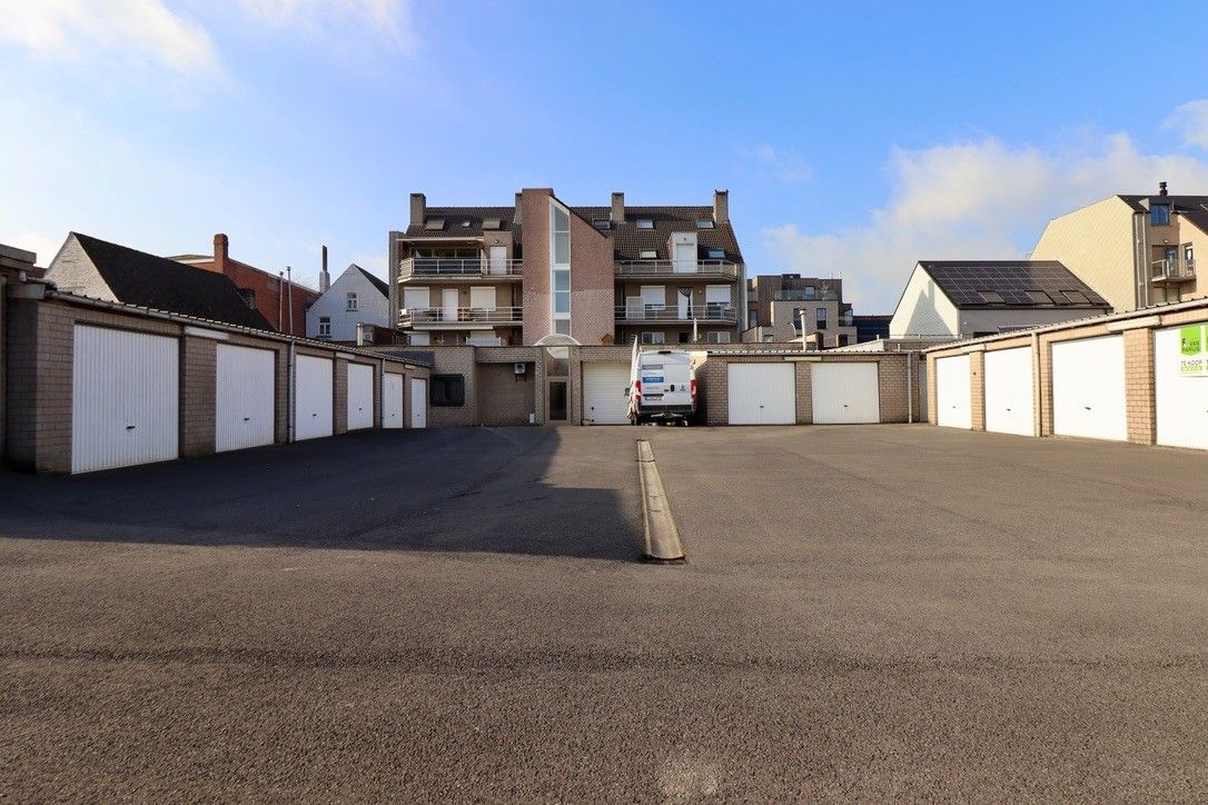 Ruim duplex appartement met 3 slaapkamers en garage foto 14