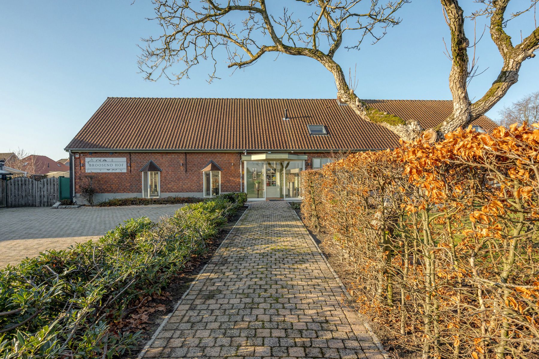 Handelspand (voorheen restaurant) met bovengelegen woonst op een perceel van 2.128 m². foto 30