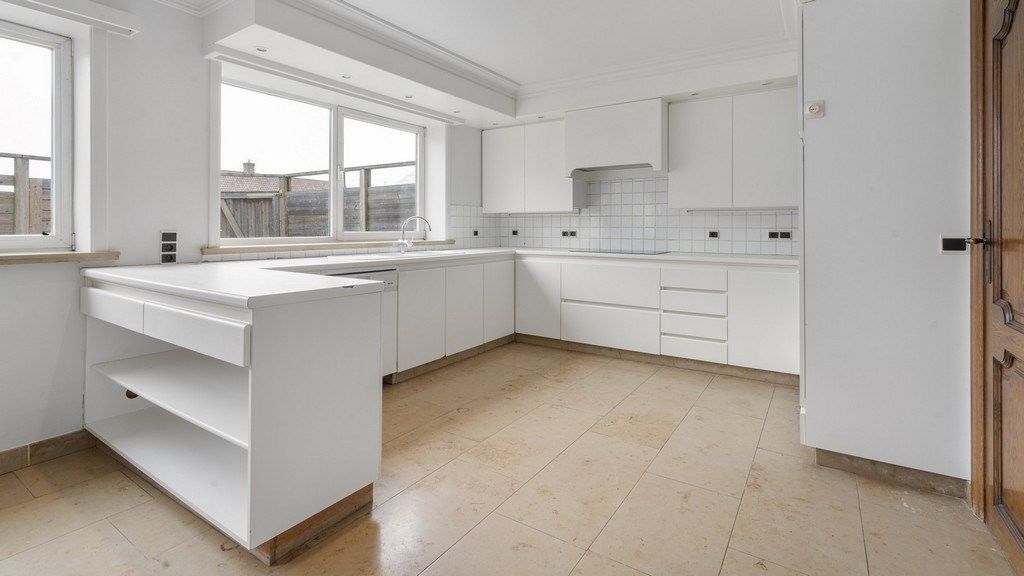 Bedrijfspand met optioneel woonst te huur in Dikkelvenne foto 12