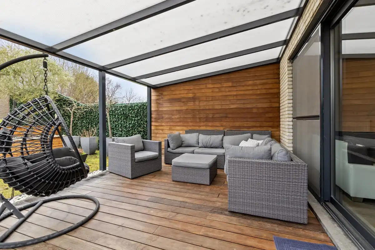 Instapklare woning met garage te koop in Bilzen foto 22