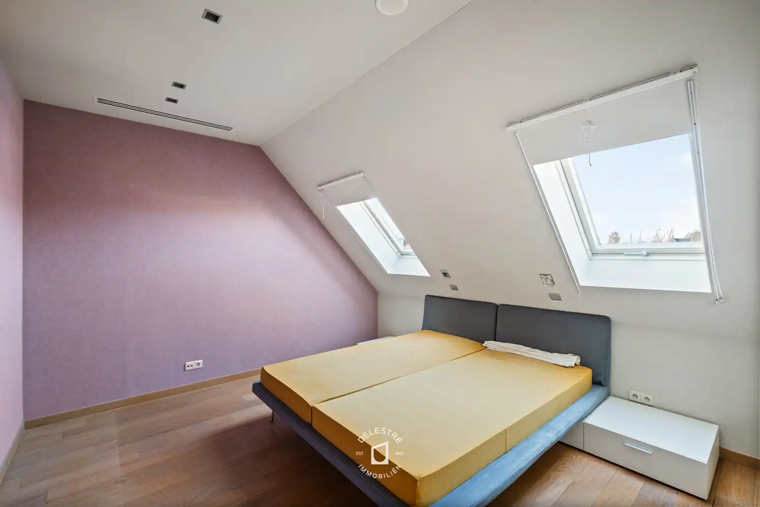 Veelzijdig investeringspand met 3 APP., MAGAZIJN, STAANPLAATSEN EN HANDELSPAND foto 26