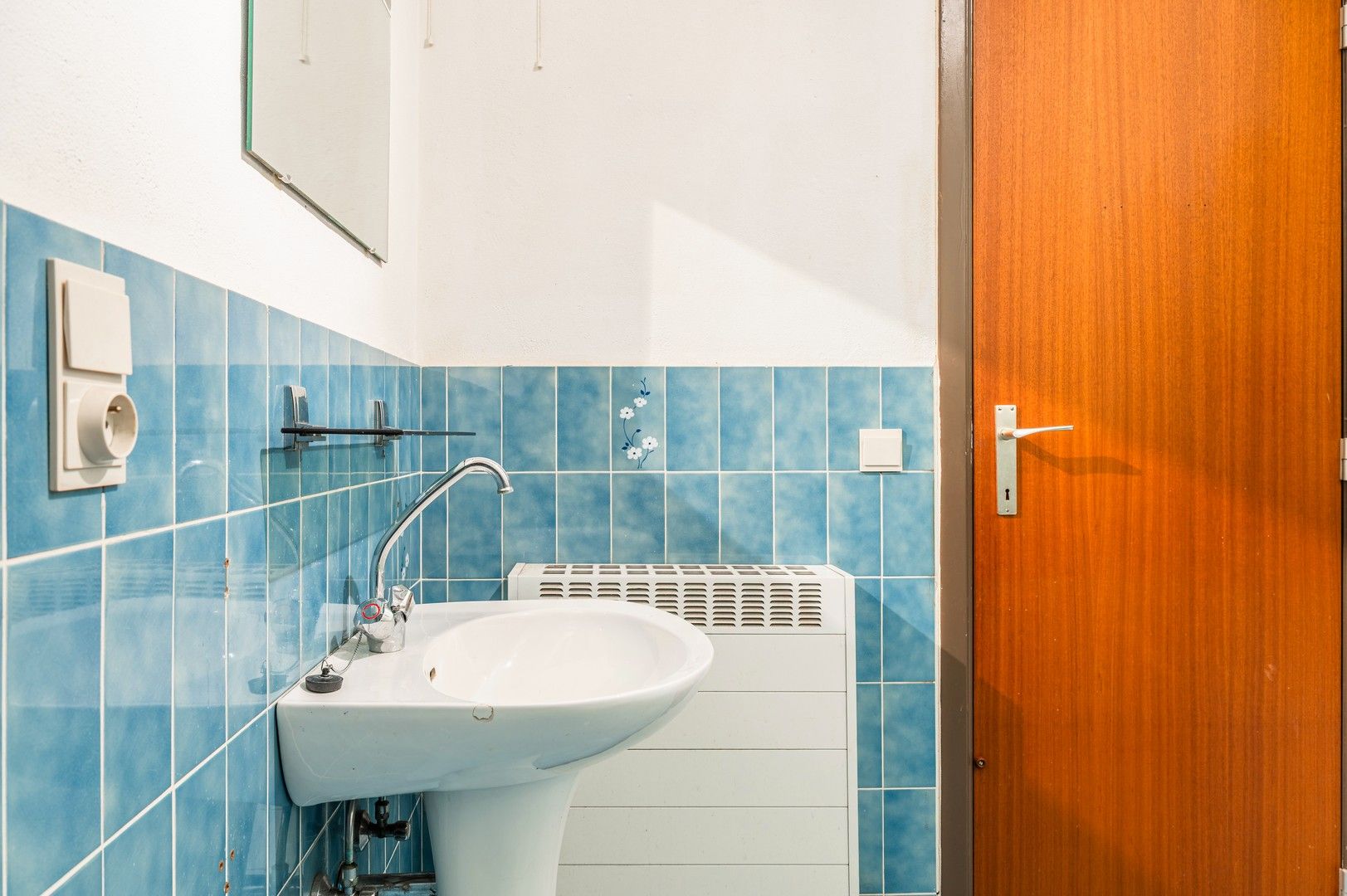 Ruim en lichtrijk appartement met garage foto 12