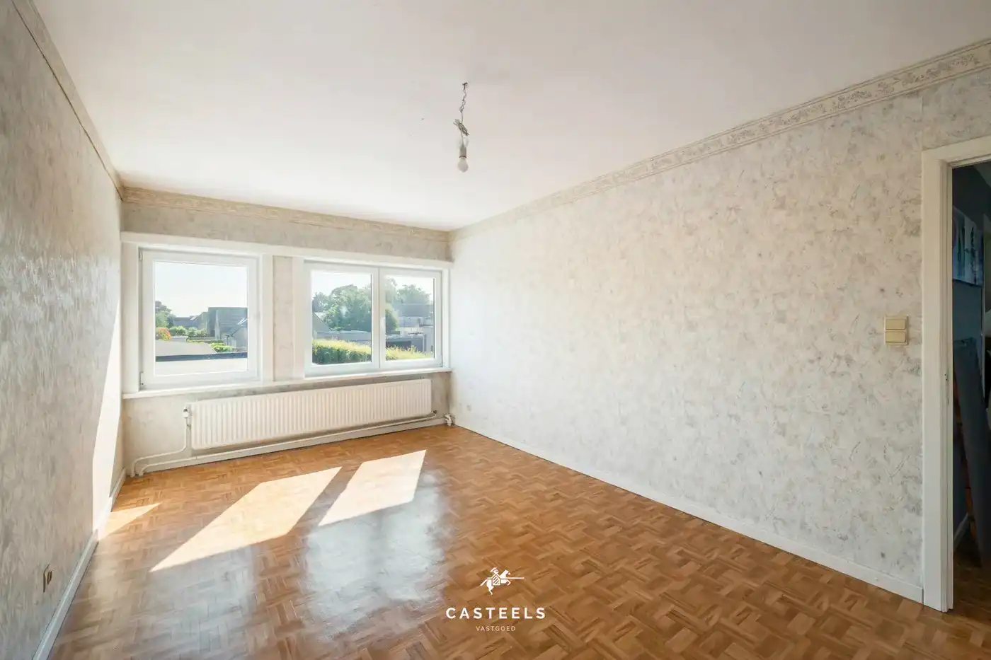 Woning met ruim werkatelier op 1.009 m² in centrum Lochristi foto 15