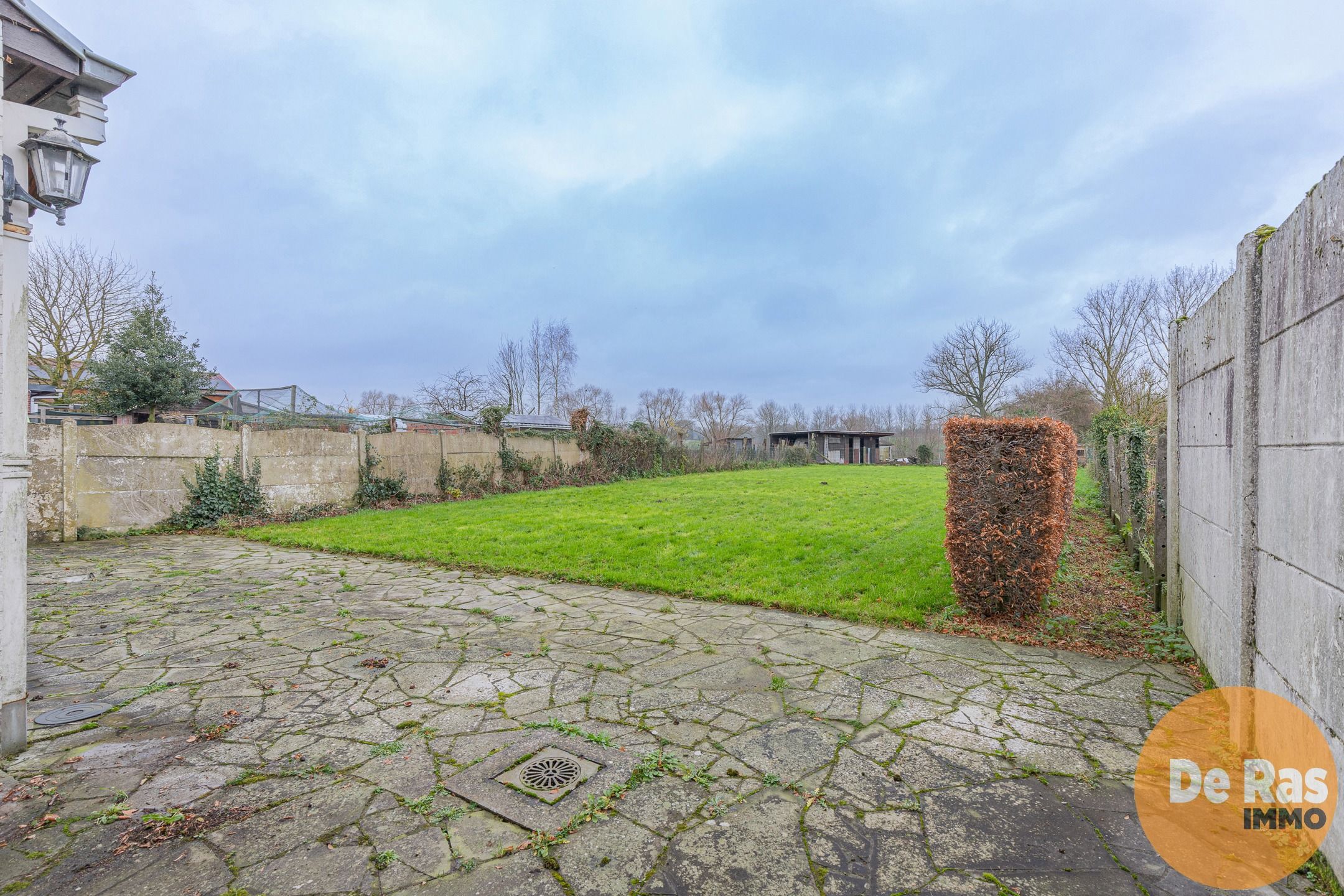 HERZELE - Goed onderhouden gezinswoning met ruime tuinzone foto 18