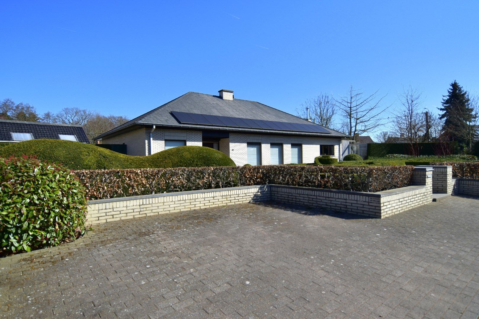 Villa met uitstraling te koop op 1922 m² grond nabij het centrum van Gullegem foto 18
