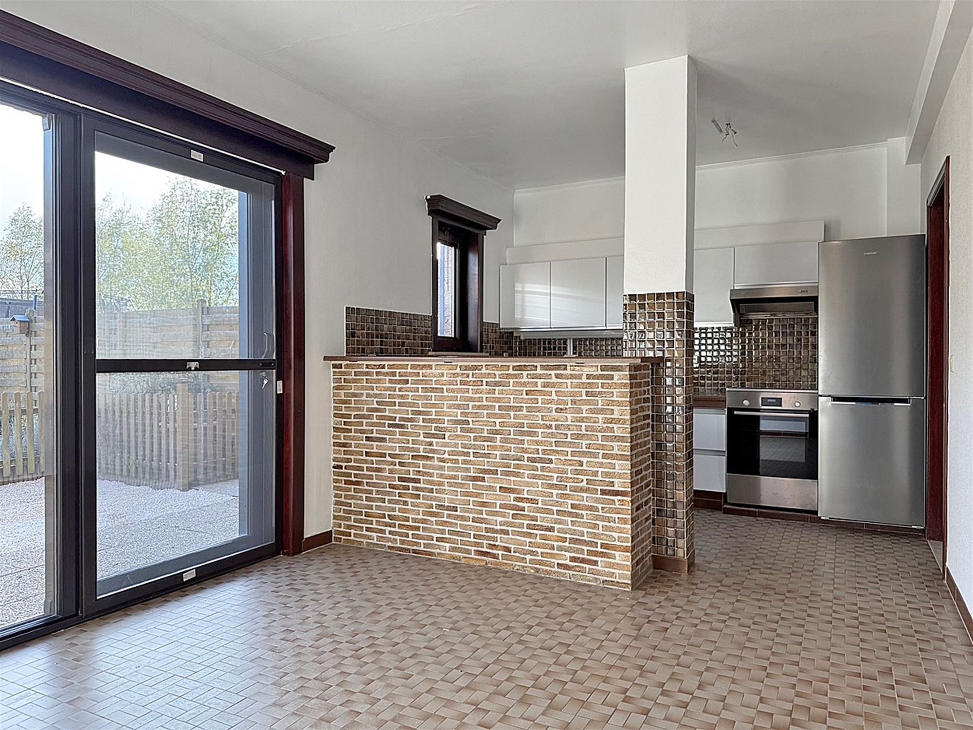 DORPSWONING met 3 slaapkamers, garage & tuin/terras  foto 5