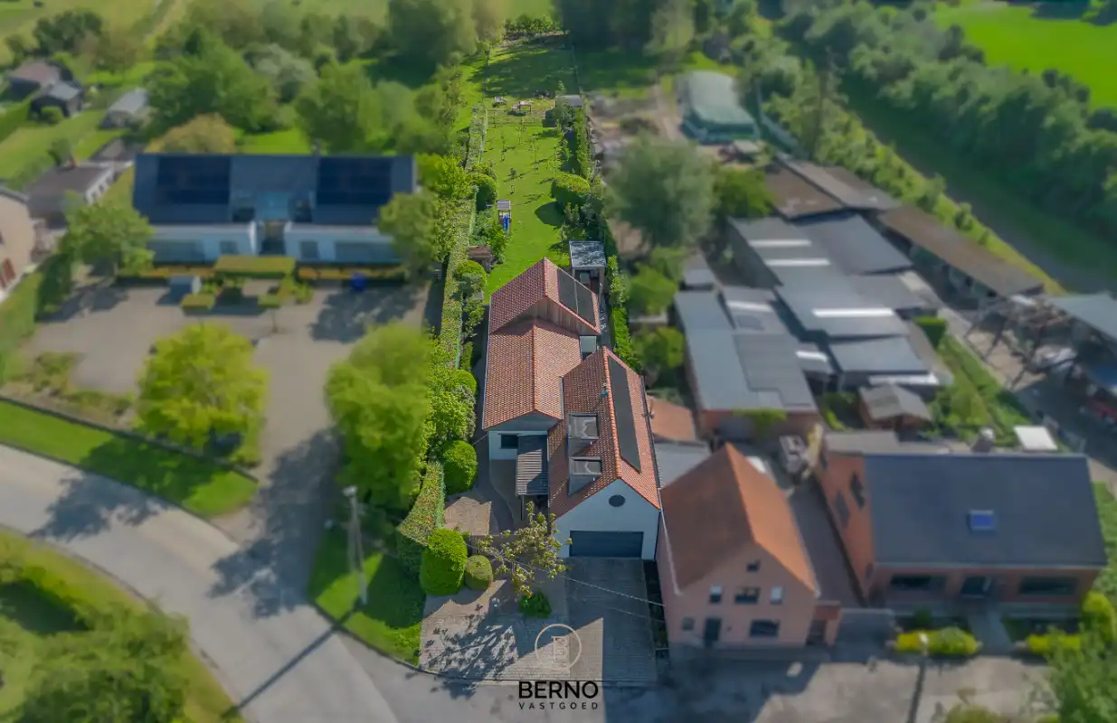 Recent gerenoveerde landelijke woning met uitzonderlijke tuin op 1.856 m² foto 23