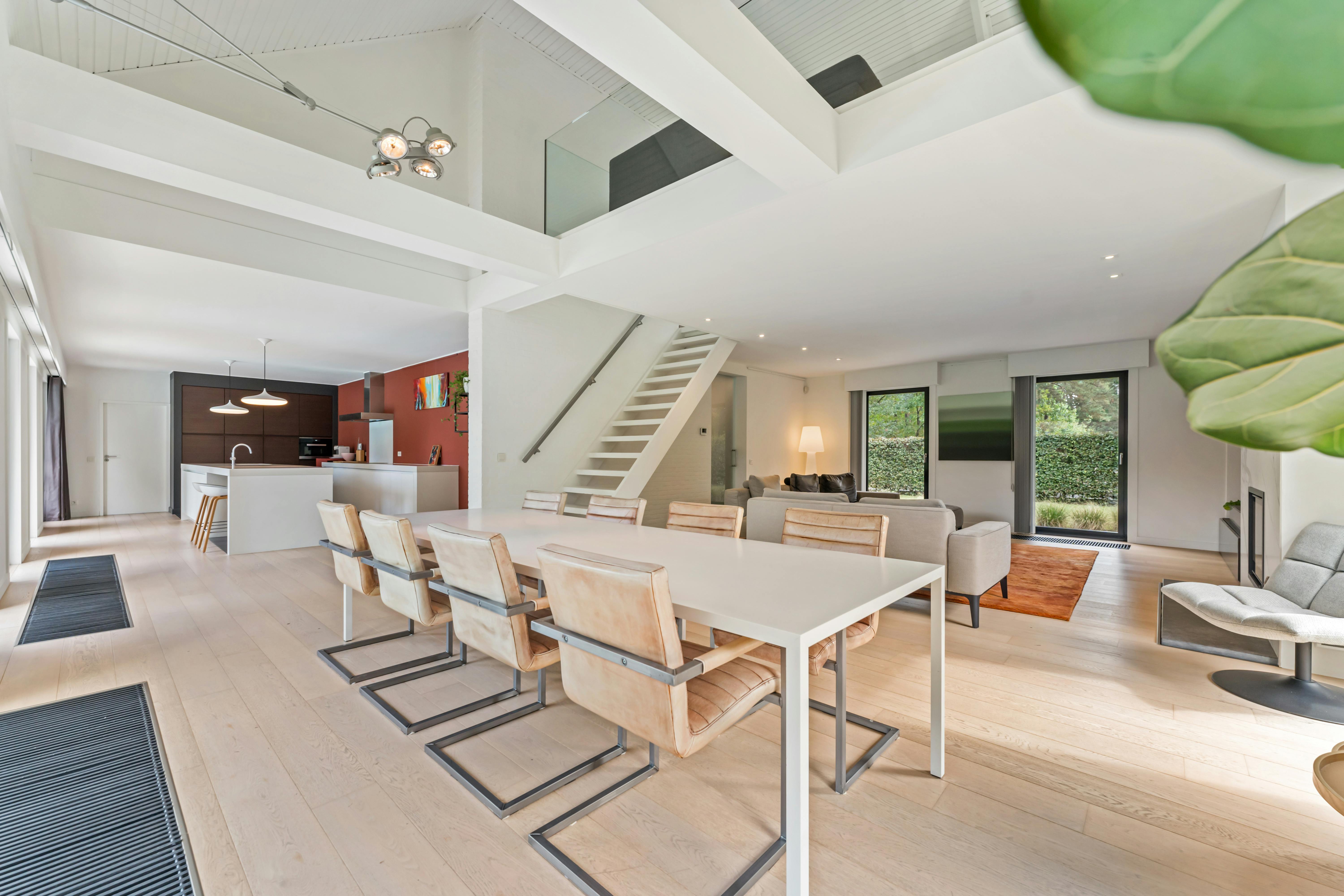 residentieel gelegen woning op 1750 m² te koop in Kasterlee foto 5