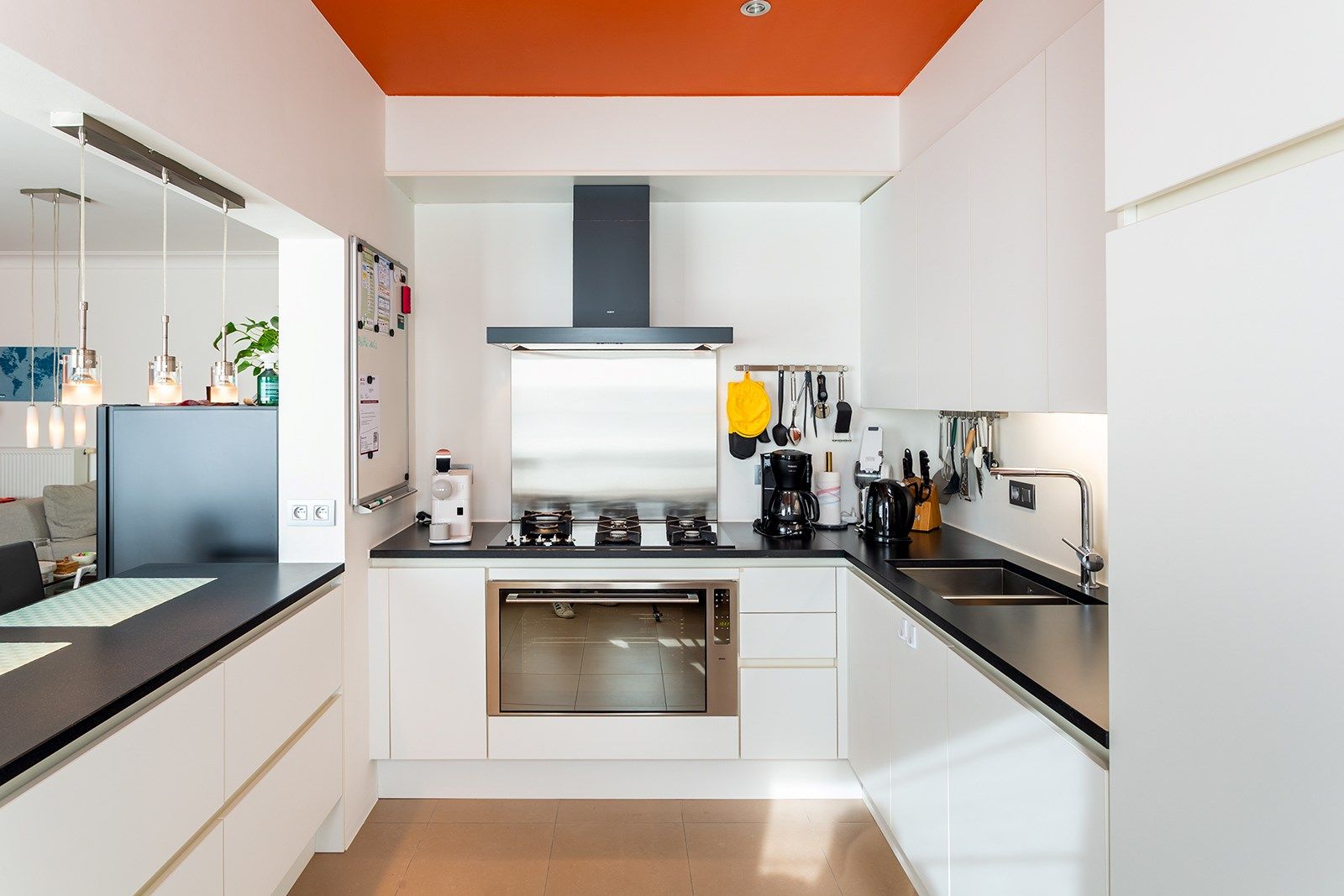 Luxueus 100% instapklaar 2-slaapkamer appartement foto 5