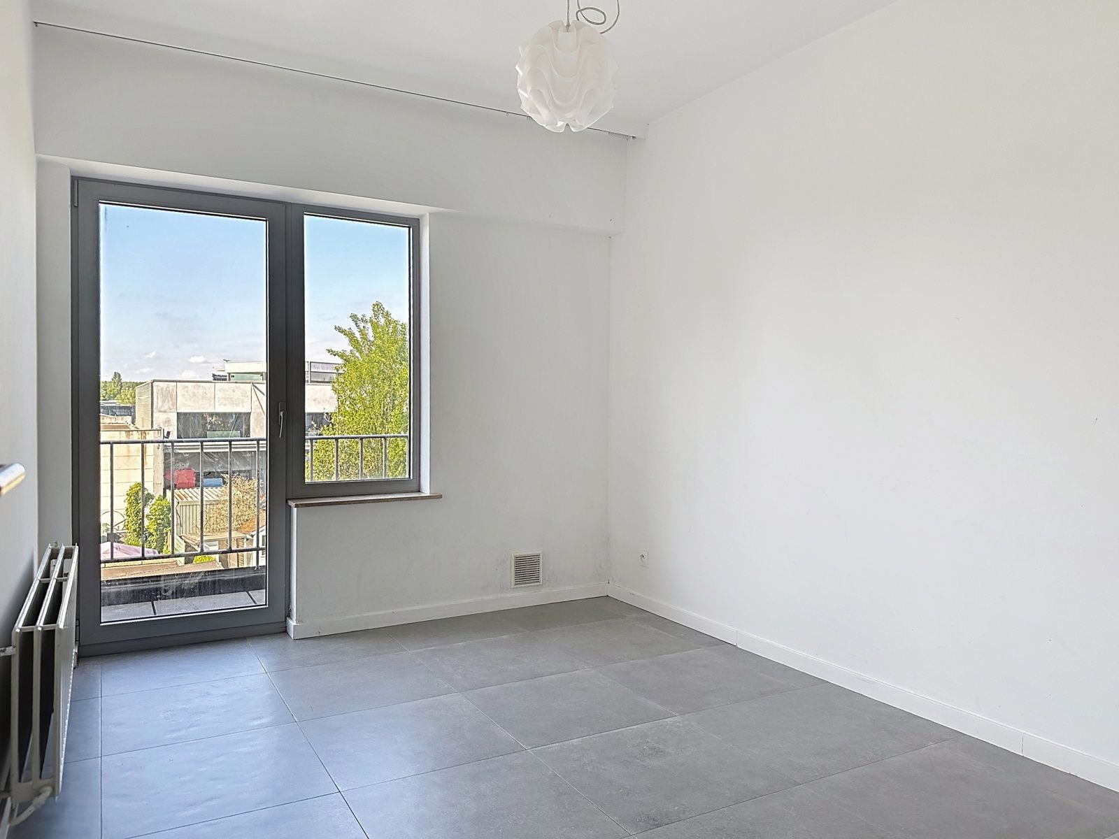 Opbrengstappartement met 3 slaapkamers in hartje Aartselaar – Reeds verhuurd aan € 1.175/maand foto 16