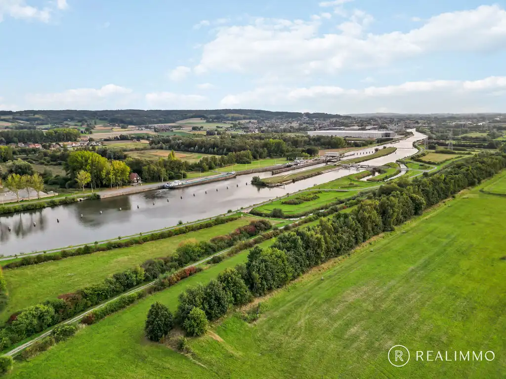 bouwproject op 350m² in rustige doodlopende straat foto 4