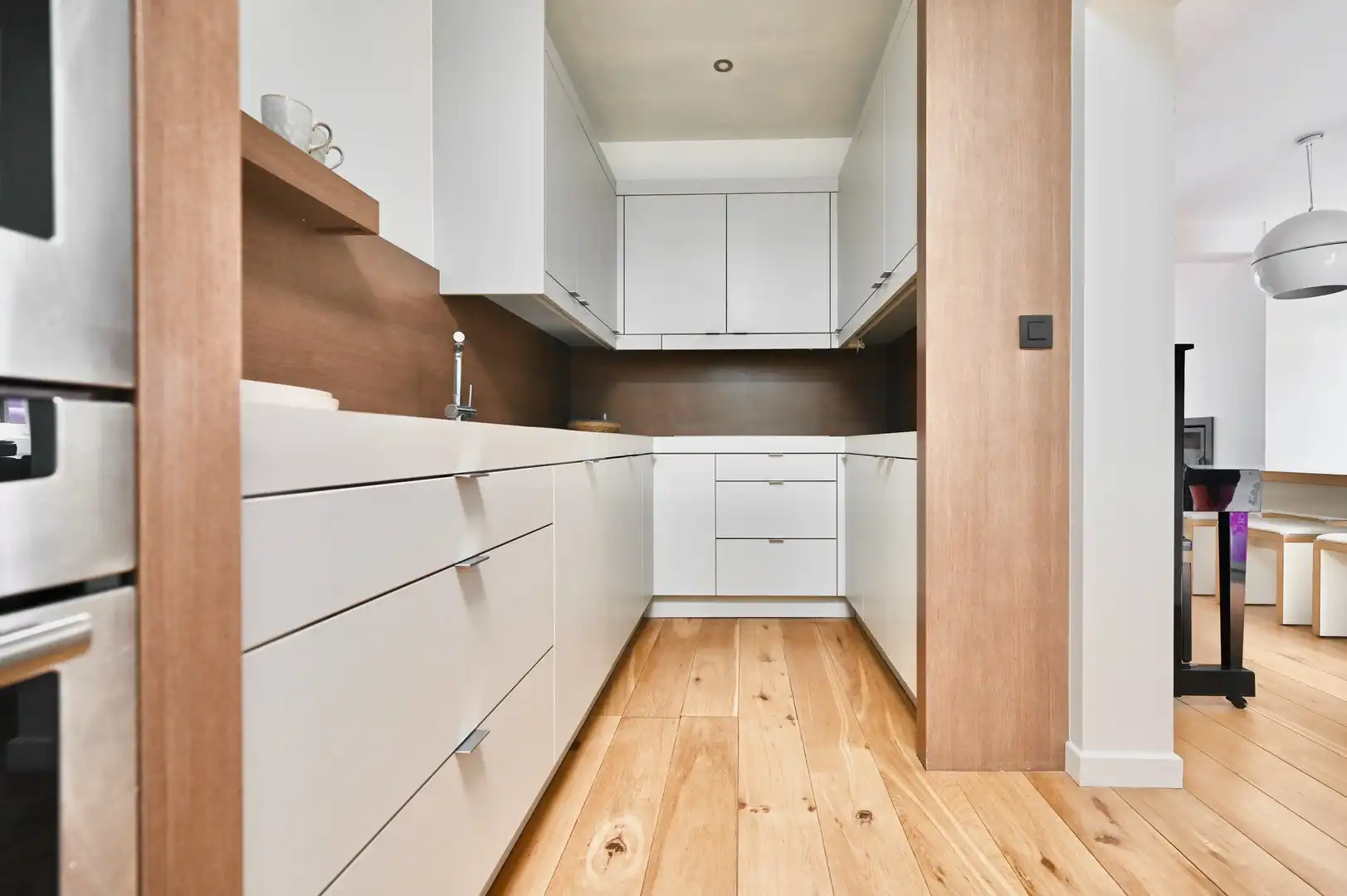 Gezellige 4-slaapkamerwoning met tuin & zwembad foto 17