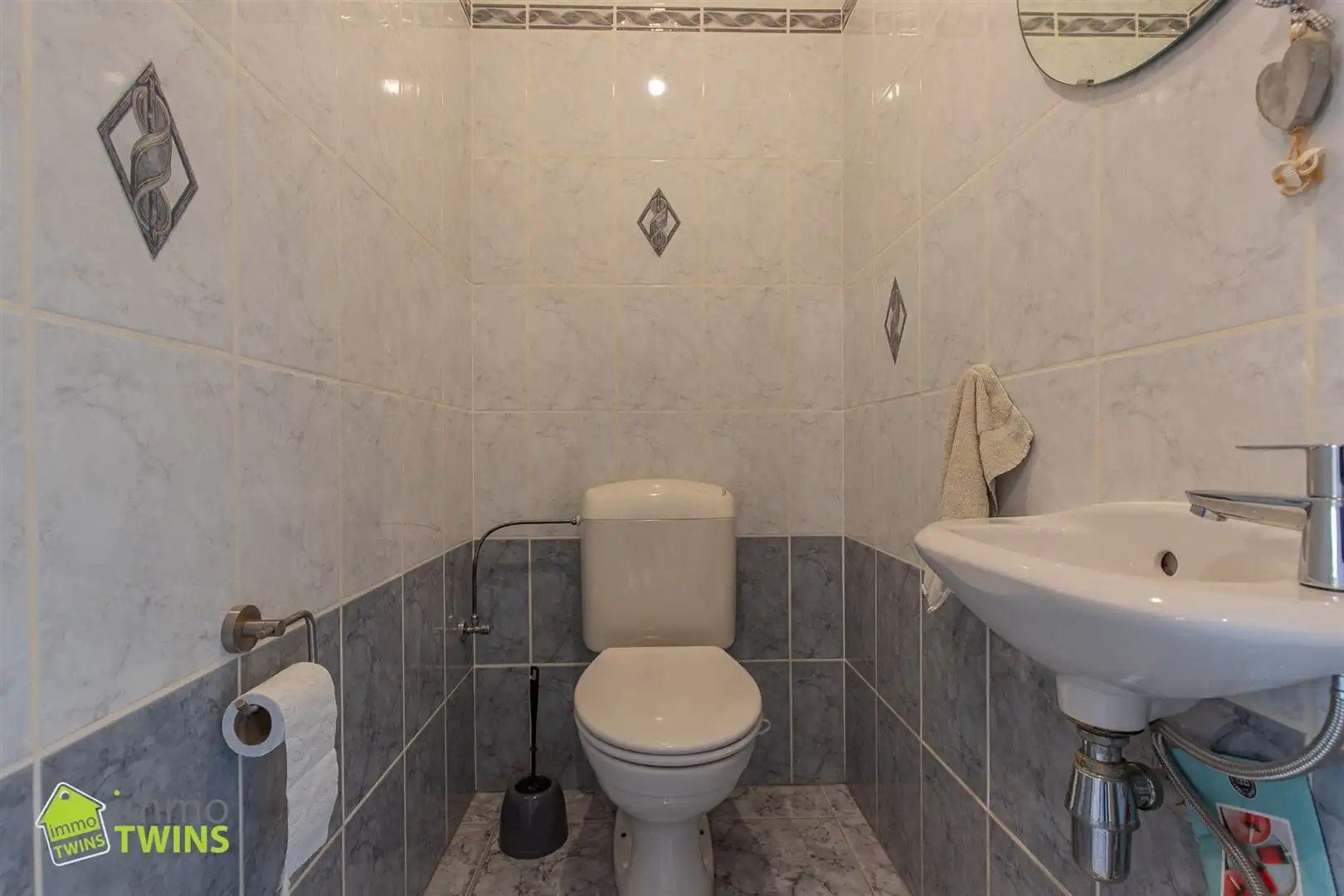 Duplex app. met 3 slpks, terras, autostaanplaats & garage foto 16